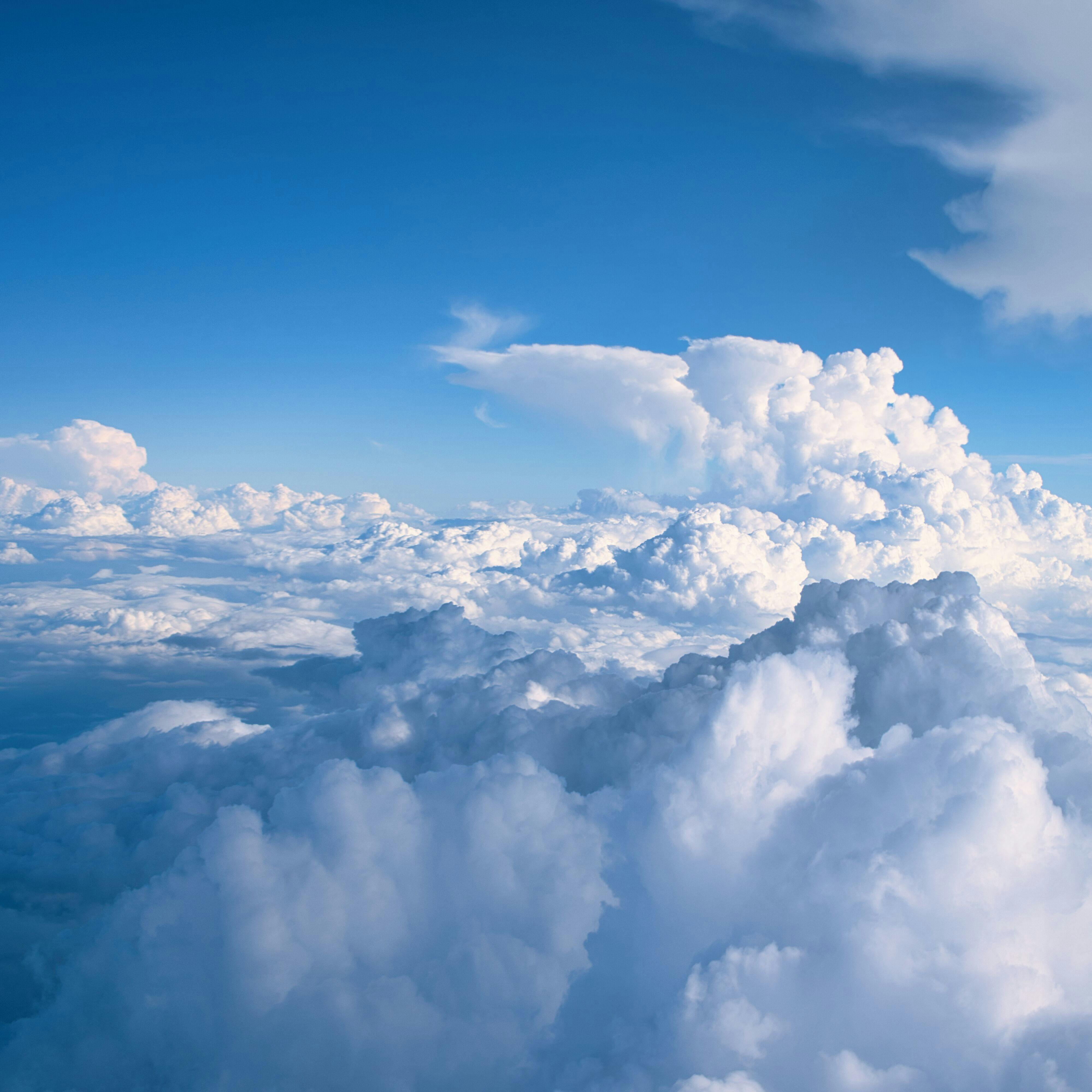 Cloud Hosting Azure AWS